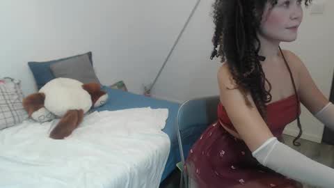 Adora19   Elian30 online show from 10/03/25, 05:15