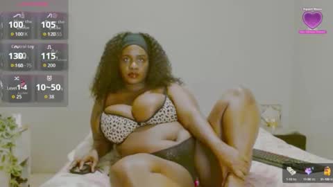 Snapshot of velvetychocolate1 chatting on 10/14/25, 01:50 velvetychocolate1 online show from 10/14/25, 01:50