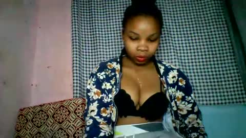 Snapshot of velyssa chatting on 07/23/26, 10:46 velyssa online show from 07/23/26, 10:46