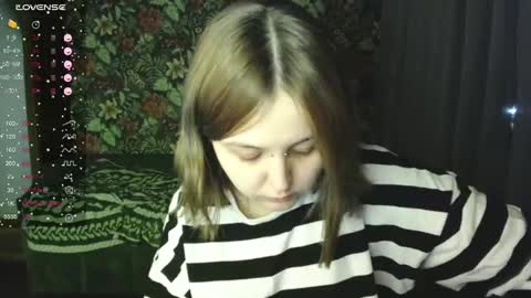 Snapshot of vendymories chatting on 05/12/26, 05:43 eva 3 online show from 05/12/26, 05:43