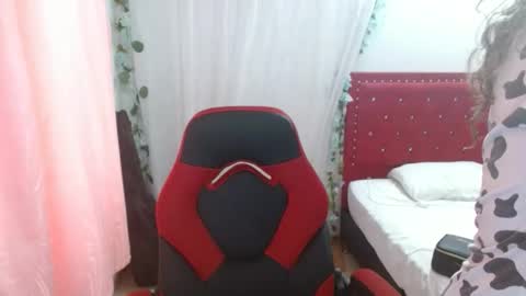 venecasexy44 online show from 11/11/25, 11:10