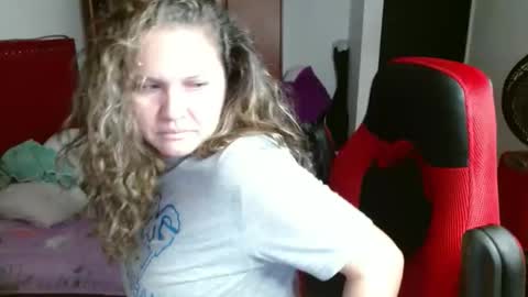 venecasexy44 online show from 11/28/25, 09:23