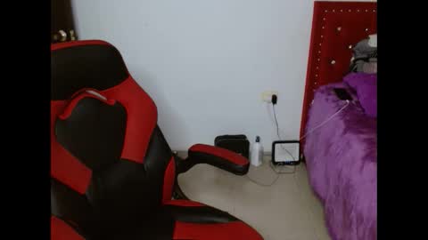 venecasexy44 online show from 04/16/26, 09:32