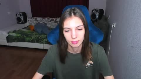 veneradi615 online show from 01/31/25, 04:38