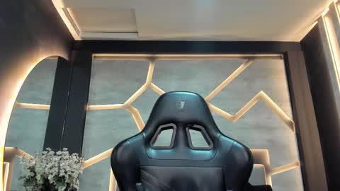 Snapshot of venomdoll_ chatting on 01/12/26, 07:08 VALERIA online show from 01/12/26, 07:08