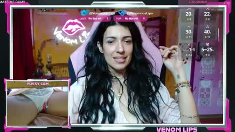 Snapshot of venomouslips chatting on 10/08/25, 01:31 VenomLips online show from 10/08/25, 01:31