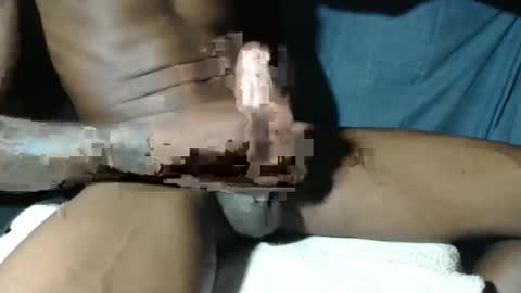 Snapshot of venon28 chatting on 01/15/25, 03:43 venon online show from 01/15/25, 03:43