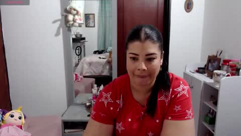 HI IM VENUS SMALL BOOBS  BIG HEART WARM PUSSY online show from 10/31/25, 02:12