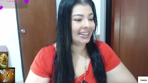 Snapshot of venus1111_ chatting on 05/26/26, 11:01 HI IM VENUS SMALL BOOBS BIG HEART WARM PUSSY online show from 05/26/26, 11:01