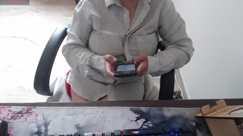 venus496613 online show from 05/12/26, 08:39