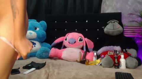 eva online show from 09/29/25, 12:16