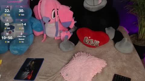 eva online show from 11/15/25, 11:32