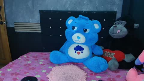 eva online show from 04/11/26, 07:45