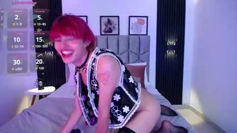 Snapshot of venus_999_ chatting on 06/13/26, 10:29 venus_999_ online show from 06/13/26, 10:29