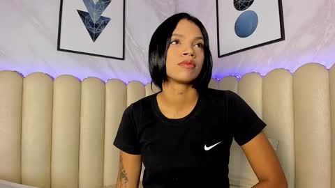 Snapshot of venus__miller chatting on 10/05/25, 12:47 venus__miller online show from 10/05/25, 12:47