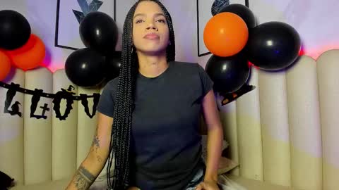 Snapshot of venus__miller chatting on 10/20/25, 12:27 venus__miller online show from 10/20/25, 12:27