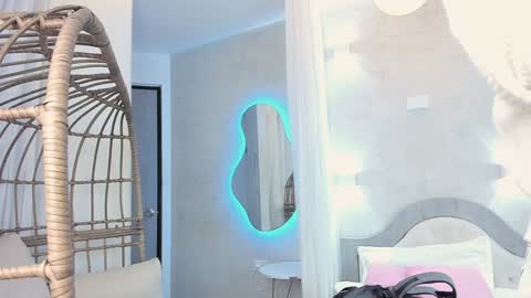 VENUS online show from 02/05/25, 12:06