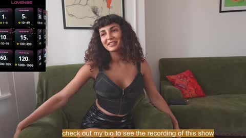 Bella online show from 09/18/25, 02:19