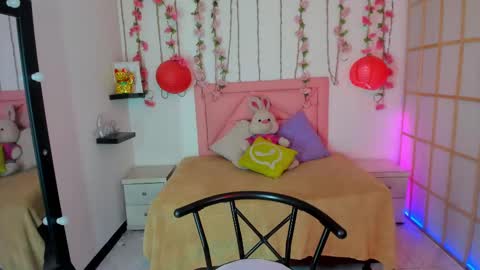 Mary online show from 09/23/25, 08:01