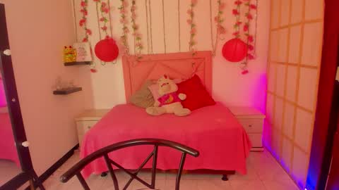 Mary online show from 12/22/25, 07:55