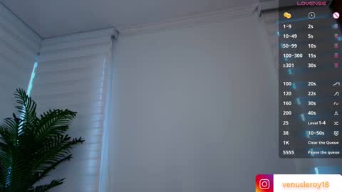 Snapshot of venus_leroy chatting on 01/16/25, 10:44 Venus online show from 01/16/25, 10:44