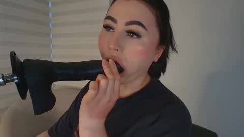 Venus online show from 02/25/26, 11:14