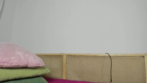 Sofi online show from 02/19/25, 04:00