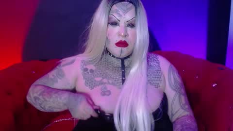 Snapshot of venus_rock chatting on 09/14/25, 04:22 Venus Ink online show from 09/14/25, 04:22