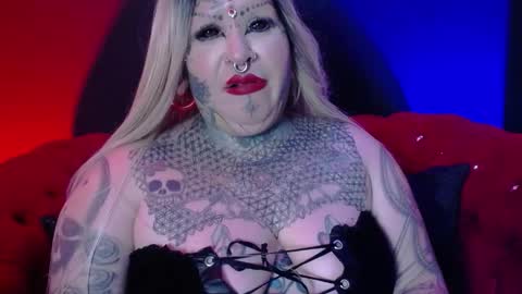 Snapshot of venus_rock chatting on 09/29/25, 03:22 Venus Ink online show from 09/29/25, 03:22