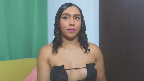 Luisa online show from 12/06/24, 02:35