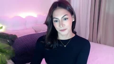 Snapshot of venus_sunrise07xx chatting on 06/10/26, 05:45 Venus Sunrise Bombshell online show from 06/10/26, 05:45