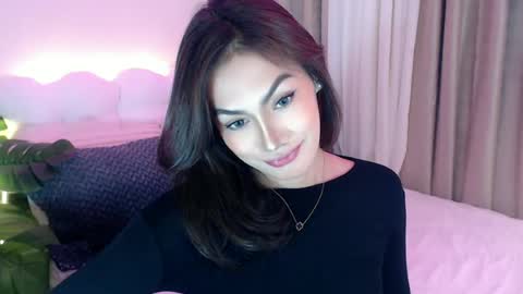 Snapshot of venus_sunrise07xx chatting on 06/18/26, 06:34 Venus Sunrise Bombshell online show from 06/18/26, 06:34