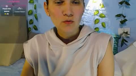 Snapshot of venus_swet chatting on 06/21/26, 01:08 Catalina online show from 06/21/26, 01:08