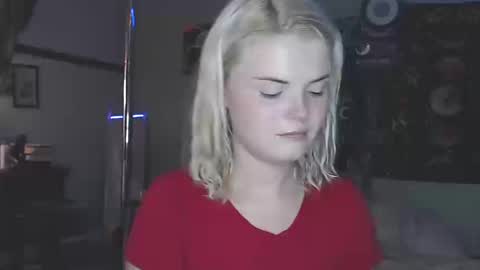 Miss Venus online show from 10/15/25, 11:16