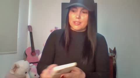 Snapshot of venusina07 chatting on 05/08/26, 04:01 VENUSINA07 online show from 05/08/26, 04:01