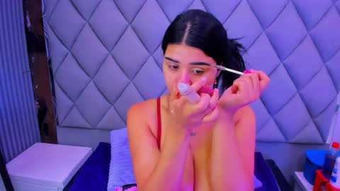 Venusowen  online show from 11/10/25, 02:05