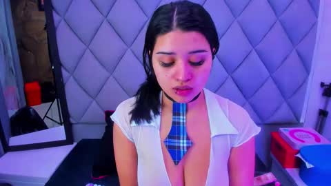 Venusowen  online show from 12/22/25, 02:03