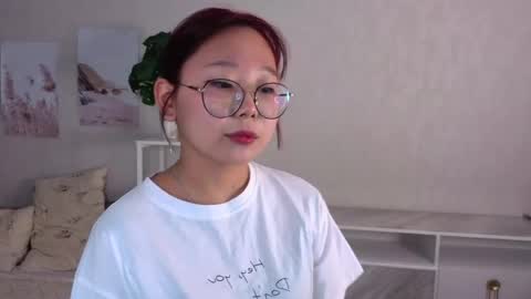 Snapshot of venusrainwater chatting on 05/18/26, 11:49 Ricki online show from 05/18/26, 11:49
