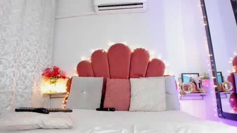 VENUS online show from 03/04/26, 12:11