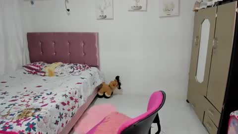 venus online show from 02/13/25, 03:07