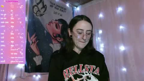  . .      online show from 03/12/25, 02:34