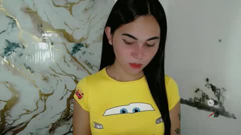 Snapshot of veola_sexy chatting on 05/24/26, 04:01 veola_sexy online show from 05/24/26, 04:01