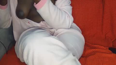 vera_bliss21 online show from 09/24/25, 10:02