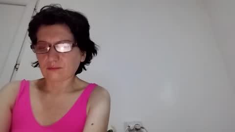 Vera online show from 11/22/25, 08:19