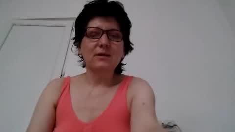 Snapshot of vera_elle chatting on 05/07/26, 04:56 Vera online show from 05/07/26, 04:56