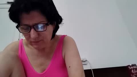 Snapshot of vera_elle chatting on 05/21/26, 07:15 Vera online show from 05/21/26, 07:15