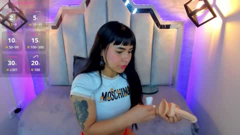 Snapshot of verabest chatting on 12/15/25, 11:58 Domelipa online show from 12/15/25, 11:58