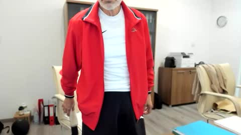 Victor online show from 12/17/25, 12:33