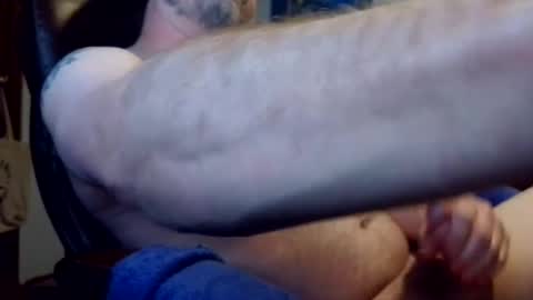 Snapshot of vermontguy76 chatting on 12/13/24, 04:22 vermontguy76 online show from 12/13/24, 04:22