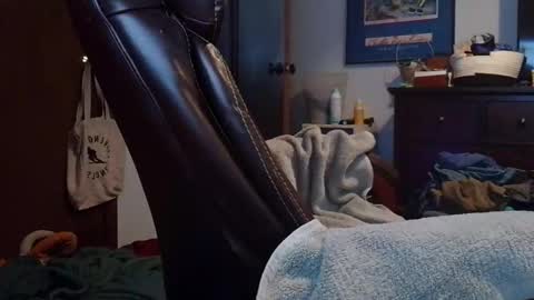 Snapshot of vermontguy76 chatting on 03/09/25, 01:37 vermontguy76 online show from 03/09/25, 01:37